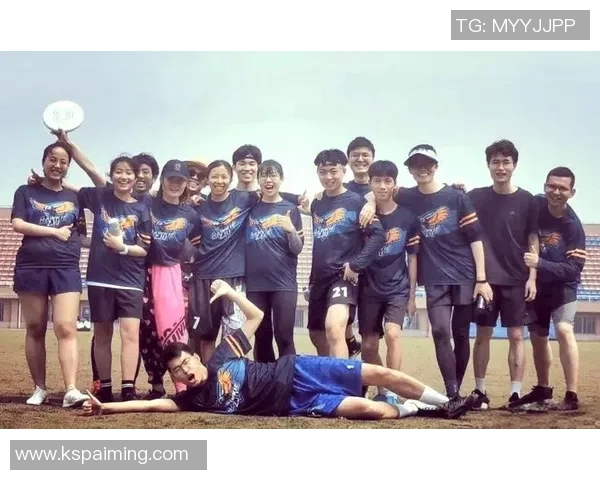 飞盘竞技的魅力与挑战：深入探讨杭州飞盘队的独特节奏与团队精神