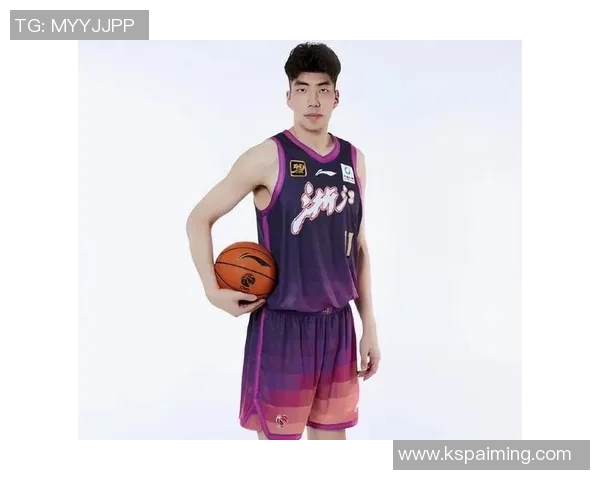 余嘉豪的奋斗历程与成长故事揭示了年轻一代的梦想与坚持