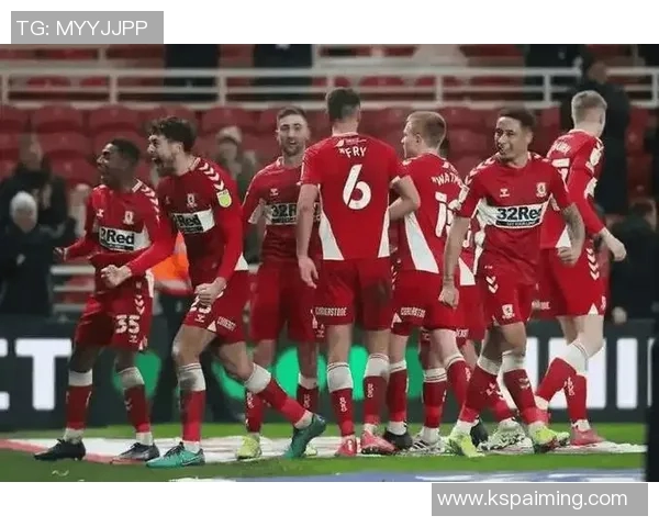 伯明翰主场迎战西布罗姆维奇争夺英冠关键三分的激烈对决