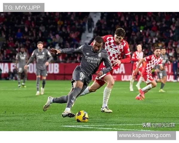 尤文图斯对阵曼联精彩比赛视频回顾及精彩瞬间分析