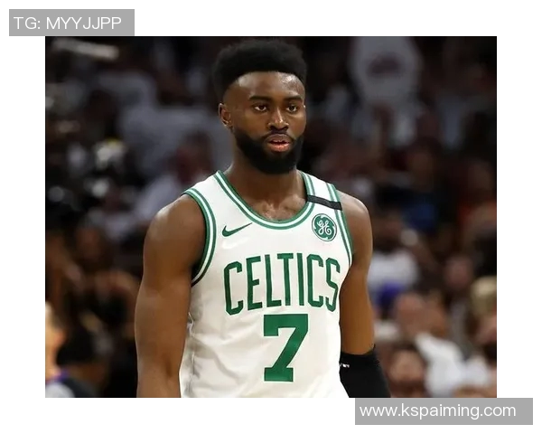 杰伦布朗在NBA赛季中的精彩表现与未来发展潜力分析
