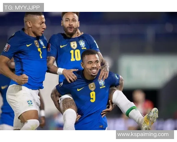 重庆足球队以55分领跑世界锦标赛积分榜展现强劲实力 重庆足球队以55分领跑世界锦标赛积分榜展现强劲实力