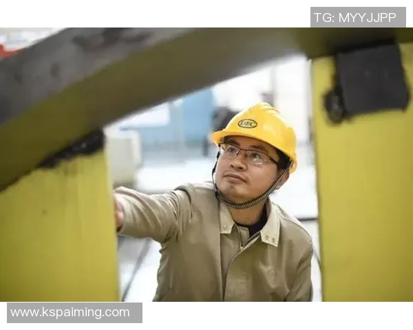 张庆鹏：从篮球场上的拼搏者到生活中的奋斗榜样，激励无数年轻人追梦前行